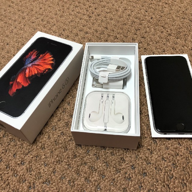 スマホ/家電/カメラiPhone 6s Space Gray 64 GB SIMフリー