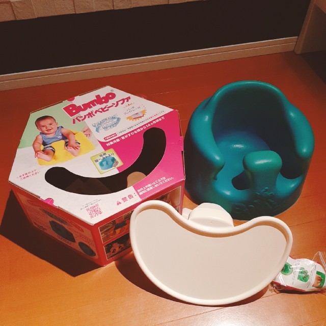 Bumbo(バンボ)のBumbo  キッズ/ベビー/マタニティのキッズ/ベビー/マタニティ その他(その他)の商品写真