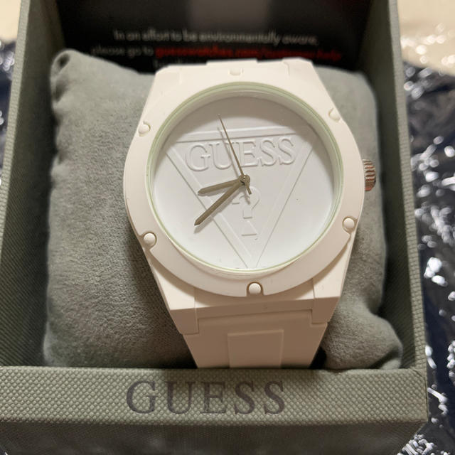 GUESS(ゲス)のGEUSS レディース時計　新品 レディースのファッション小物(腕時計)の商品写真