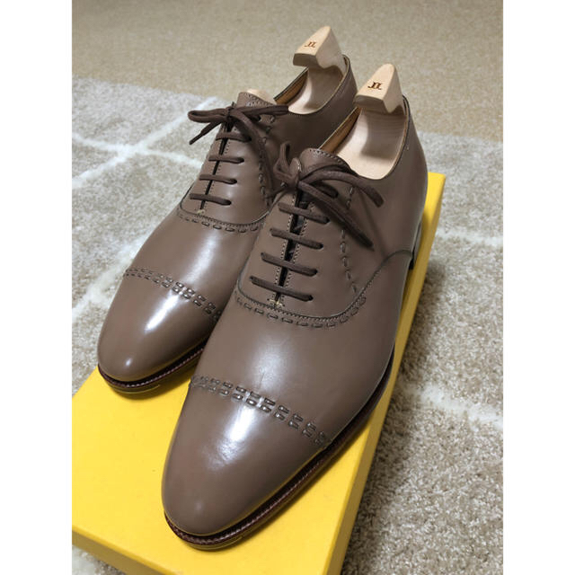 JOHN LOBB(ジョンロブ)の年末限定SALE！　未使用品/入手困難　ジョンロブ2008  イヤーモデル メンズの靴/シューズ(ドレス/ビジネス)の商品写真