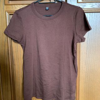 ユニクロ(UNIQLO)の【UNIQLO リブTシャツ　ブラウン】(Tシャツ(半袖/袖なし))