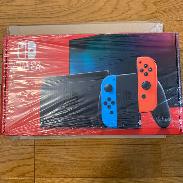 Nintendo Switch(ニンテンドースイッチ)の【新品未開封】任天堂スイッチ　即発送　Switch 本体 エンタメ/ホビーのゲームソフト/ゲーム機本体(家庭用ゲーム機本体)の商品写真