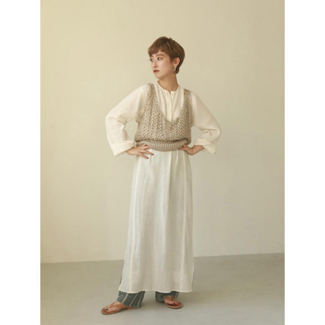 TODAYFUL(トゥデイフル)のTodayful Embroidery Gauze Dress WHT 36 レディースのワンピース(ロングワンピース/マキシワンピース)の商品写真