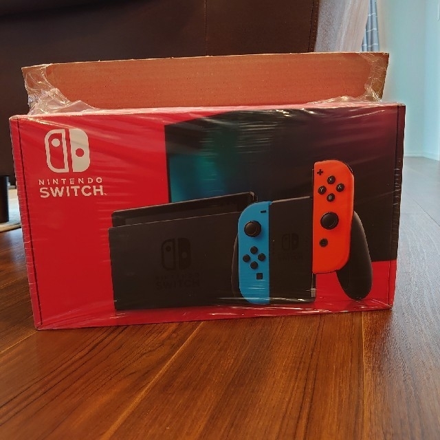 Nintendo Switch JOY-CON(L) ネオンブルー/(R) ネオ エンタメ/ホビーのゲームソフト/ゲーム機本体(家庭用ゲーム機本体)の商品写真