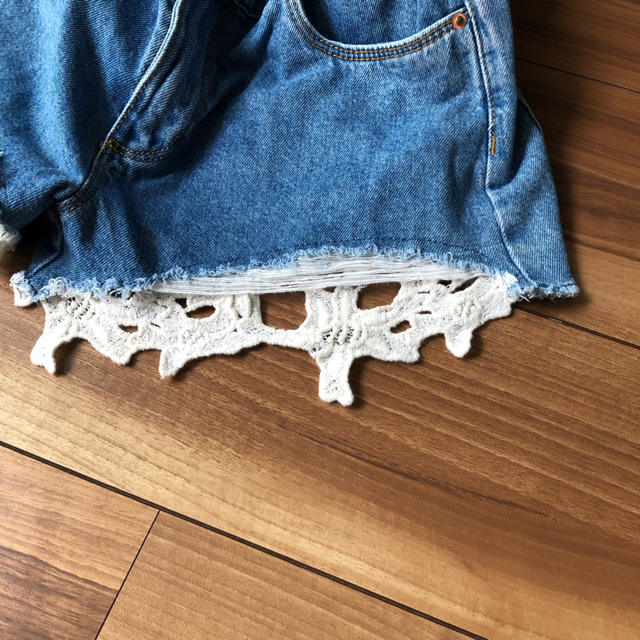 ZARA KIDS(ザラキッズ)のZARA  キッズデニム ショートパンツ 152【値下げしました】 キッズ/ベビー/マタニティのキッズ服女の子用(90cm~)(パンツ/スパッツ)の商品写真