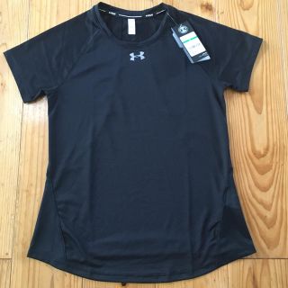 アンダーアーマー(UNDER ARMOUR)の☆新品未使用☆アンダーアーマーTシャツ(ウェア)