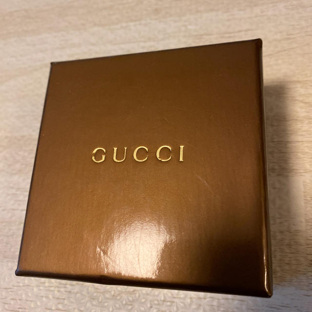 Gucci(グッチ)の非売品！ GUCCI グッチ ぐっち ボックス 空箱 付属品 ゴールド 金 レディースのバッグ(ショップ袋)の商品写真