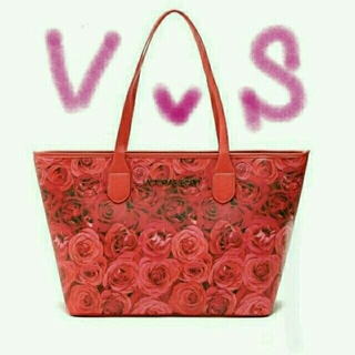 ヴィクトリアズシークレット(Victoria's Secret)のビクトリアシークレット　バッグ　薔薇柄(トートバッグ)