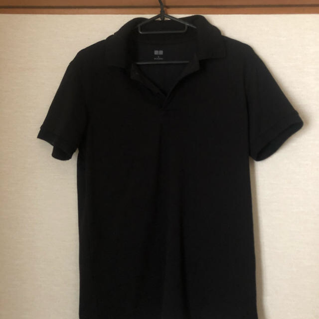 UNIQLO(ユニクロ)のタカヨシ様専用　ユニクロ　ポロシャツ　S 黒 メンズのトップス(ポロシャツ)の商品写真