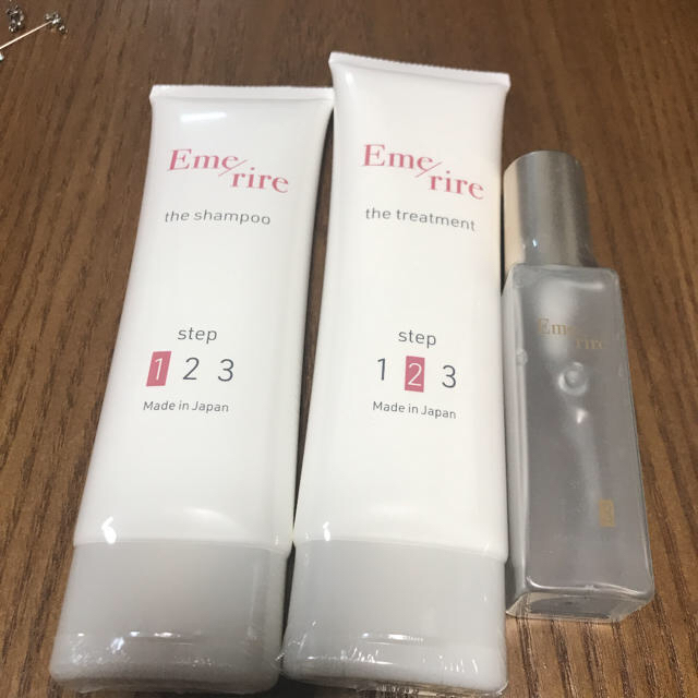 エメリル シャンプー&トリートメント&ヘアオイル 3本セット balibronze.com