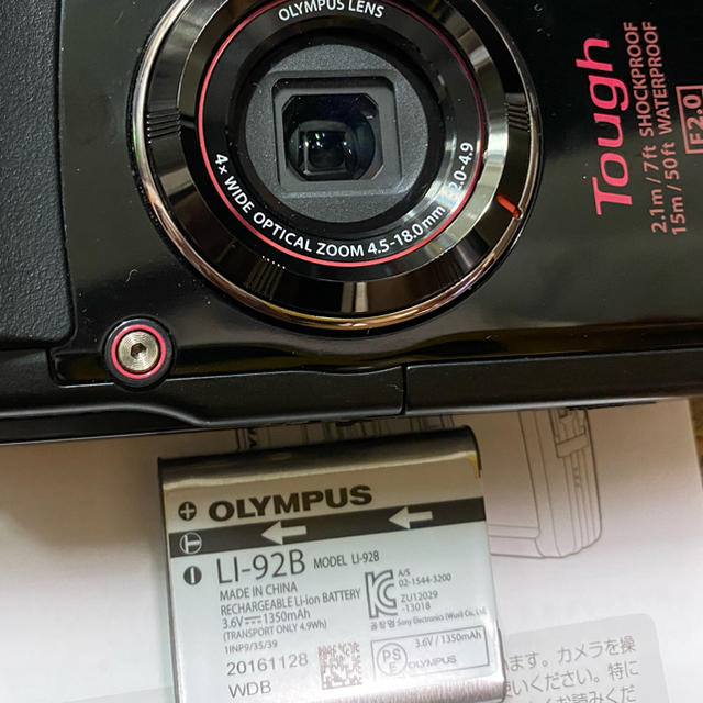 OLYMPUS(オリンパス)のTG-4 OLYMPUSオリンパス ブラック 防水タフネスカメラ スマホ/家電/カメラのカメラ(コンパクトデジタルカメラ)の商品写真