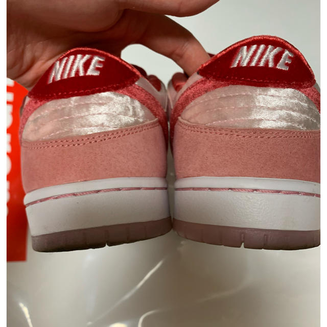 NIKE(ナイキ)のNIKE SB DUNK LOW strange Love 26.5 メンズの靴/シューズ(スニーカー)の商品写真