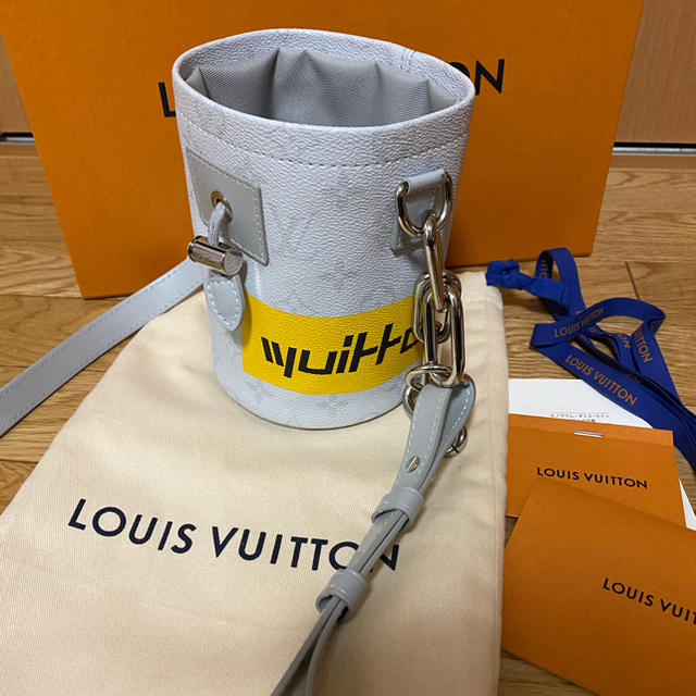 LOUIS VUITTON バッグ