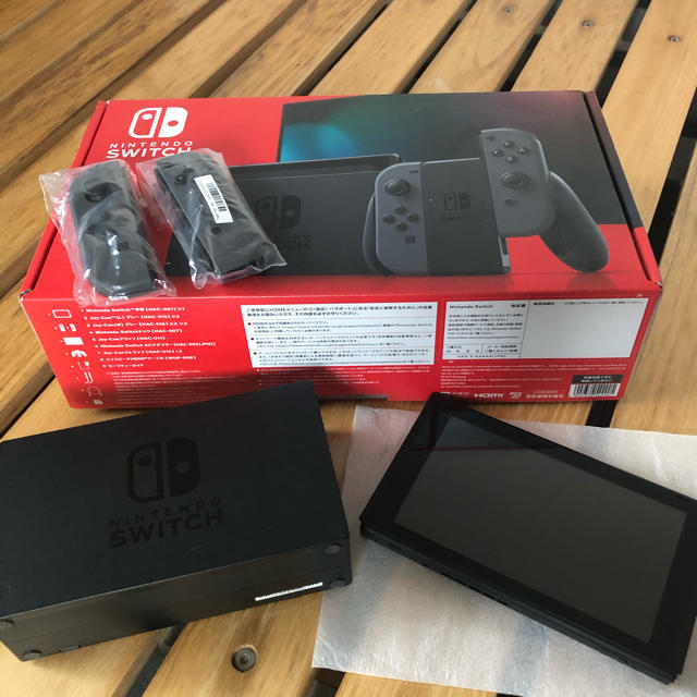 Nintendo Switch JOY-CON グレー 本体