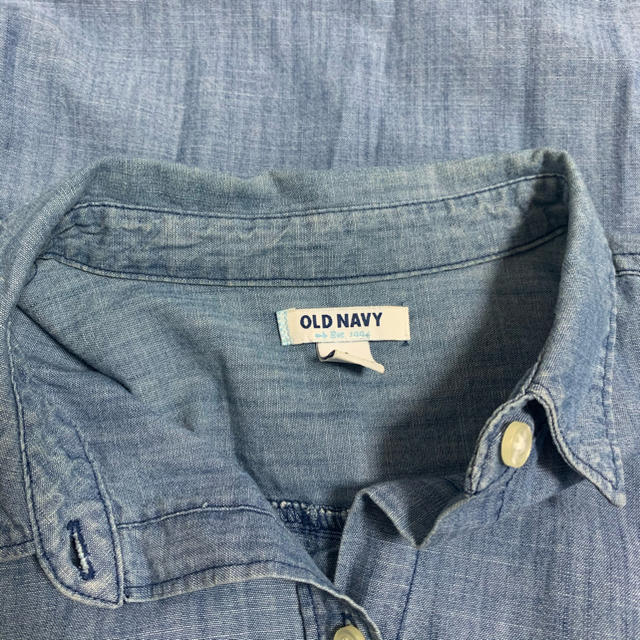 Old Navy(オールドネイビー)のOLDNAVY デニムシャツ レディースのトップス(シャツ/ブラウス(長袖/七分))の商品写真