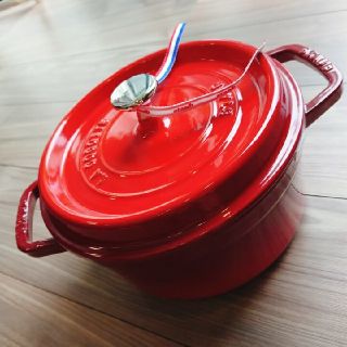 ストウブ(STAUB)のSTAUB ストウブ ピコ・ココット ラウンド 22cm 保証あり(鍋/フライパン)