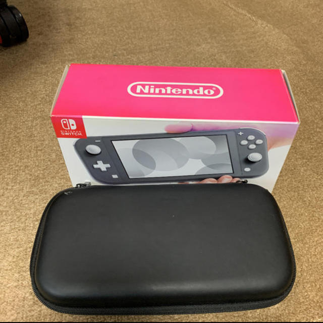 ニンテンドー スイッチライト グレー任天堂　Switch right