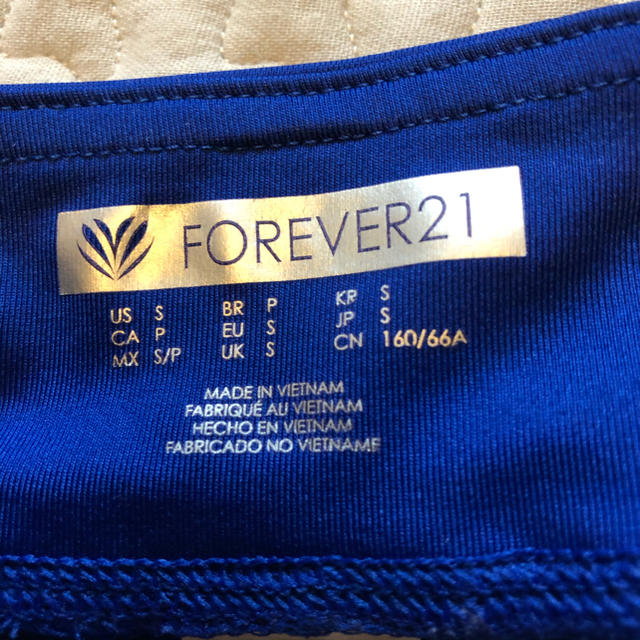 FOREVER 21(フォーエバートゥエンティーワン)のForever21 ブルースパッツ スポーツ/アウトドアのランニング(ウェア)の商品写真