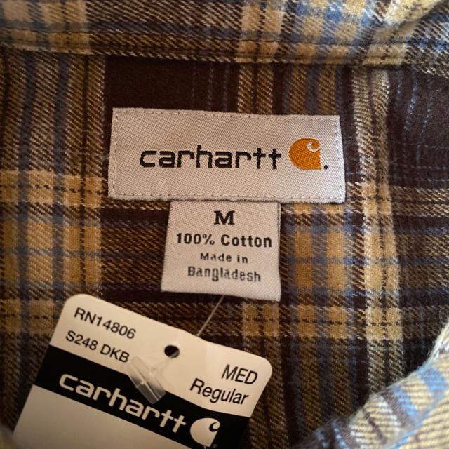 carhartt(カーハート)の新品　タグ付き　カーハート carhartt チェック　ネルシャツ 刺繍　ロゴ メンズのトップス(シャツ)の商品写真