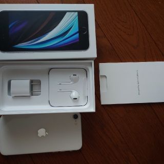 アップル(Apple)のiPhone SE2 64GB 白(スマートフォン本体)
