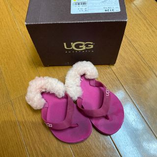 アグ(UGG)のUGG ビーチサンダル　15センチ　子ども　キッズ　アグ　ビーサン(サンダル)