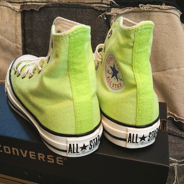 CONVERSE(コンバース)の【チロ様専用】コンバース ネオンカラー 23.5cm レディースの靴/シューズ(スニーカー)の商品写真