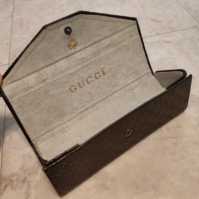 Gucci(グッチ)のGUCCI　メガネケース レディースのファッション小物(サングラス/メガネ)の商品写真