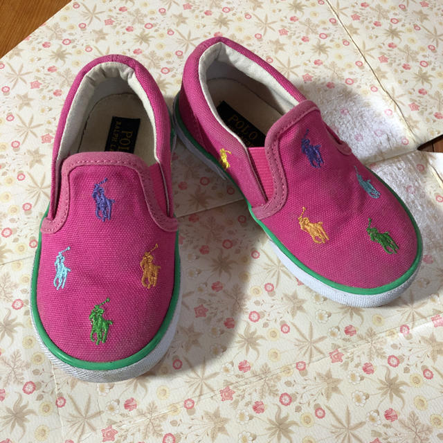 POLO RALPH LAUREN(ポロラルフローレン)のポロ　ラルフローレン　スリッポン　スニーカー　ピンク　16.3cm キッズ/ベビー/マタニティのキッズ靴/シューズ(15cm~)(スニーカー)の商品写真