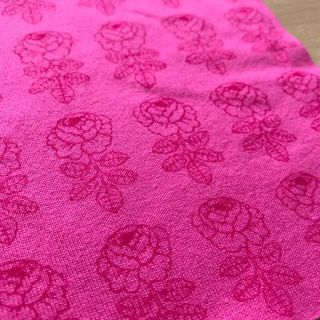 マリメッコ(marimekko)のレア マリメッコ ピックルース ヴィンテージ 生地 はぎれ ピンク(生地/糸)