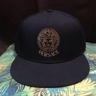 ヴェルサーチ(VERSACE)のVERSACEロゴキャップ(キャップ)