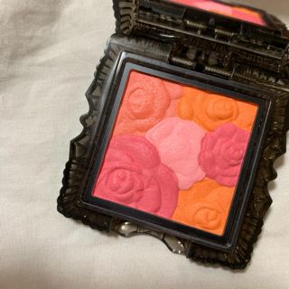 アナスイ(ANNA SUI)のアナスイ  ANNA SUI チーク　301(チーク)