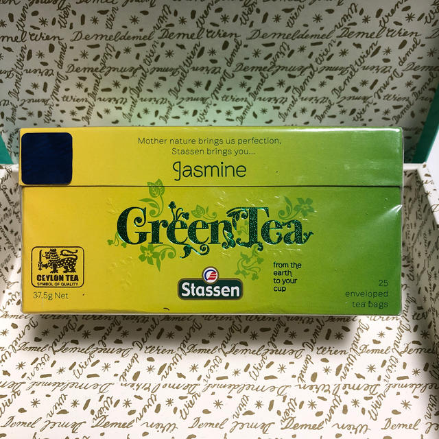 スタッセン　ジャスミン　グリーンティー 食品/飲料/酒の飲料(茶)の商品写真