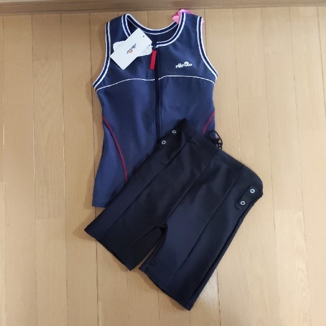 ellesse(エレッセ)のellesseエレッセ美セパSサイズ新品水着 レディースの水着/浴衣(水着)の商品写真