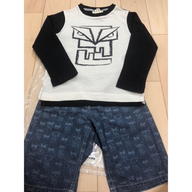 FENDI(フェンディ)のFENDI 上下セット　クリーニング済み4a キッズ/ベビー/マタニティのキッズ服男の子用(90cm~)(Tシャツ/カットソー)の商品写真