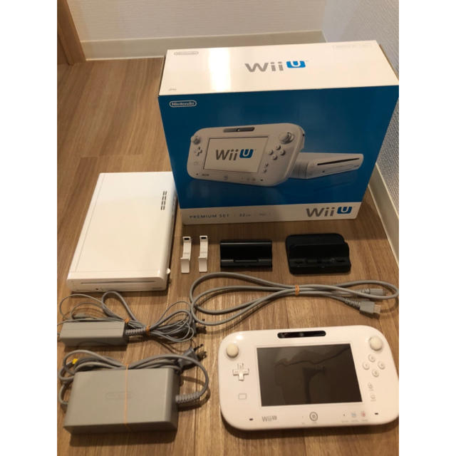 WiiU 本体 8GB ＋ オマケ