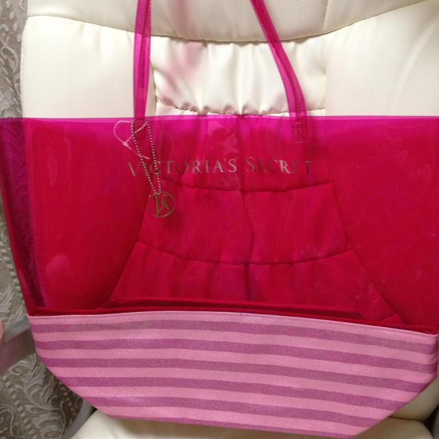 Victoria's Secret(ヴィクトリアズシークレット)のハワイ店未使用ビーチバッグ レディースのバッグ(トートバッグ)の商品写真