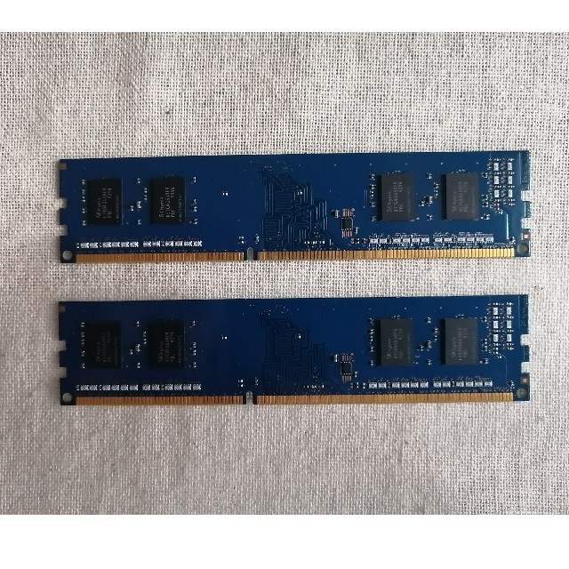 SK hynix PC3-12800U DDR3-1600 4GB(2GBx2) スマホ/家電/カメラのPC/タブレット(PCパーツ)の商品写真