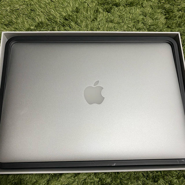 ノートPCMacBook Air 13インチ 8GB 256GB（Early 2015）