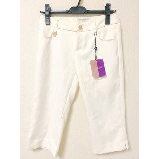 レディー(Rady)の【まるちゃんさん専用】タグ付新品⭐︎Rady サブリナパンツ　ホワイト(クロップドパンツ)