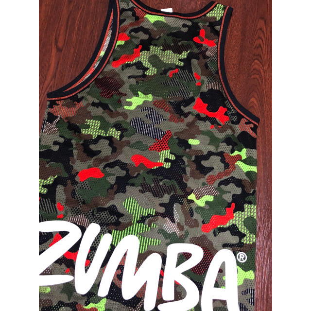 Zumba(ズンバ)のZUMBA タンクトップ スポーツ/アウトドアのトレーニング/エクササイズ(トレーニング用品)の商品写真