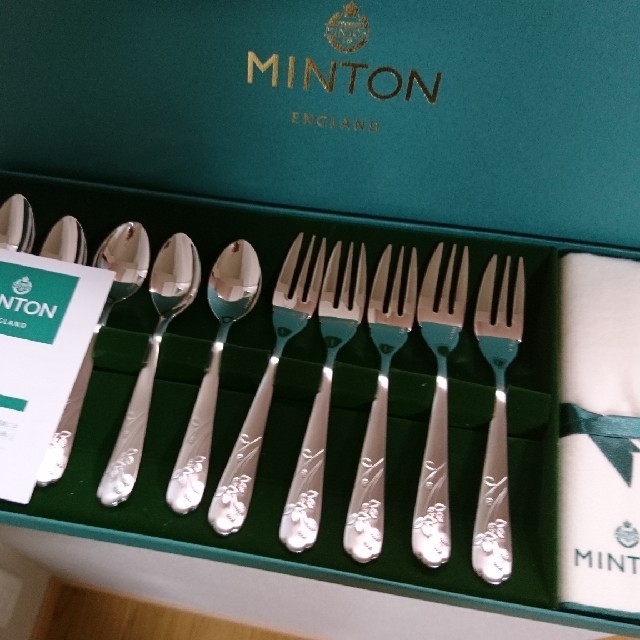 英国　MINT CUTLERY　銀食器　カラトリーセット　木箱付き