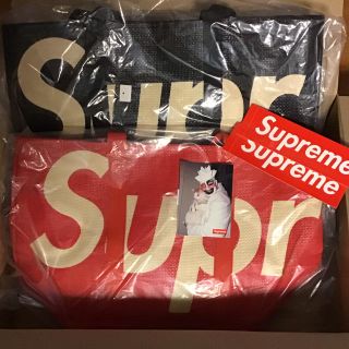 シュプリーム(Supreme)の赤黒2色セット‼️ supreme  tote トート　シュプリーム バッグ(トートバッグ)