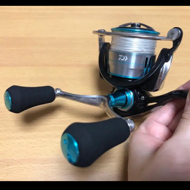 DAIWAリール エメラルダス LT3000S-CH-DH DAIWAリール エメラルダス LT3000S-CH-DH