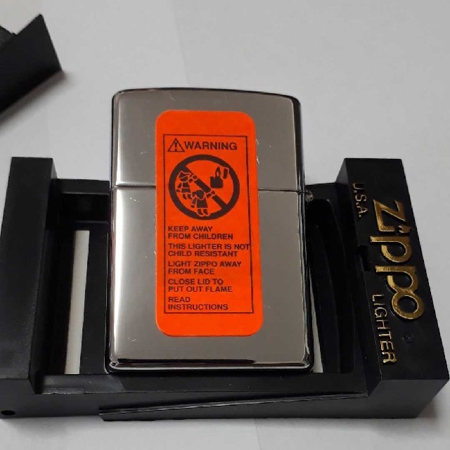 ZIPPO(ジッポー)の1月特価‼️　バスキア　ジッポー　キャット　デザイン　Zippo メンズのメンズ その他(その他)の商品写真