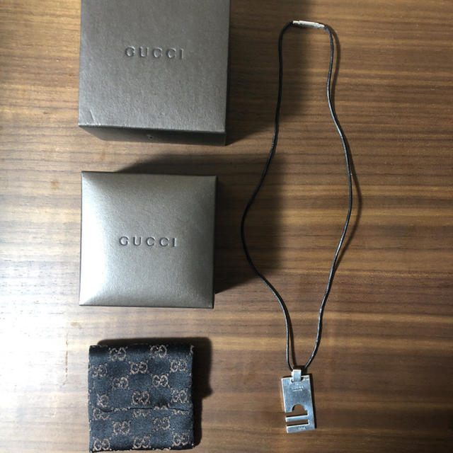 Gucci(グッチ)のGUCCI グッチ ネックレス necklace 星座 天秤 Libra メンズのアクセサリー(ネックレス)の商品写真