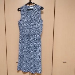 ギャップ(GAP)のGAP ワンピース　新品　花柄(ひざ丈ワンピース)