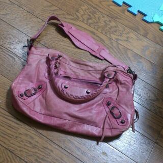 バレンシアガ(BALENCIAGA)のピンク♡ファースト(ショルダーバッグ)
