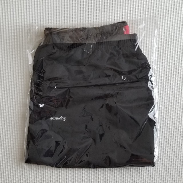 Supreme(シュプリーム)のSupreme Nylon Water Shorts メンズのパンツ(ショートパンツ)の商品写真