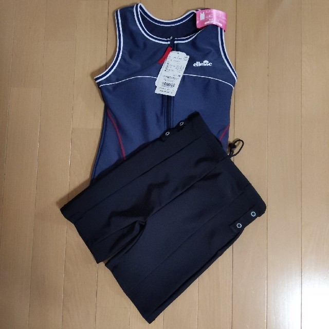 ellesse(エレッセ)のellesseエレッセ美セパ水着Sサイズ新品タグ付きセパレート レディースの水着/浴衣(水着)の商品写真