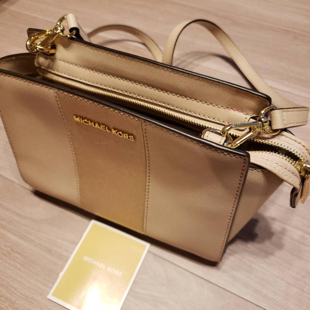 Michael Kors(マイケルコース)のマイケルコース⭐︎ショルダーバック　美品 レディースのバッグ(ショルダーバッグ)の商品写真